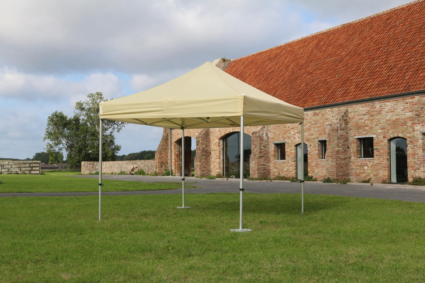 Location tonnelle 3x3